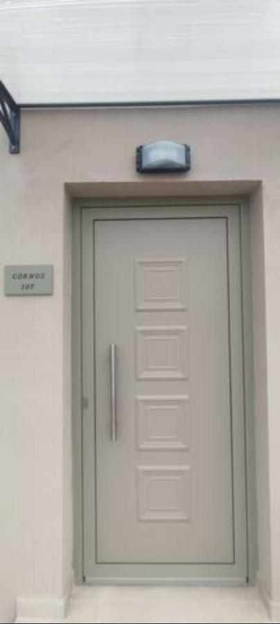 Villas Epta Karpi Complex Of 7 Luxury Villas Skriperon Exterior photo