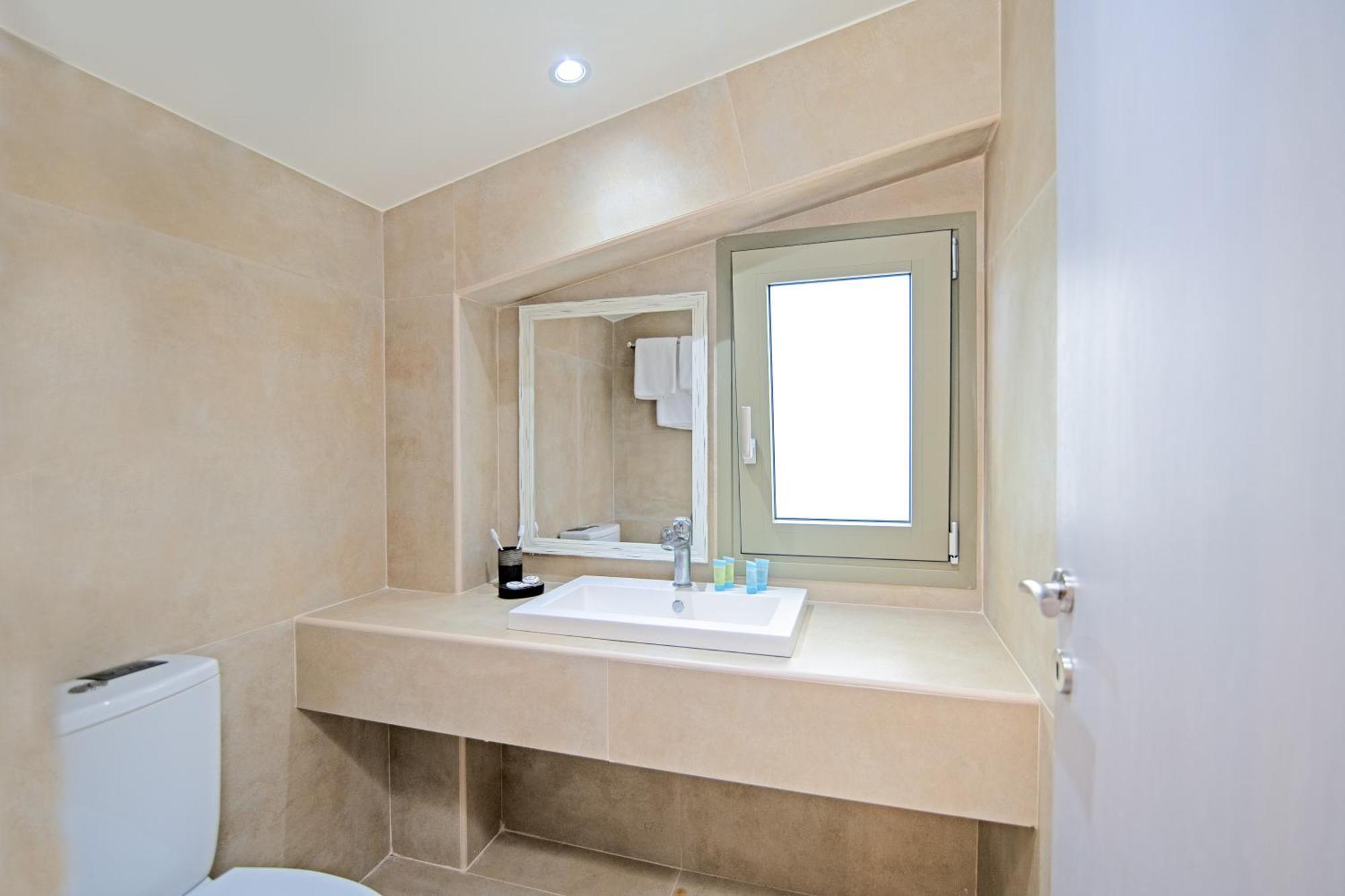 Villas Epta Karpi Complex Of 7 Luxury Villas Skriperon Exterior photo